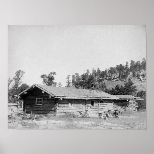 Poster Homens sentados fora de Log Cabin na Dakota do Sul (Frente)