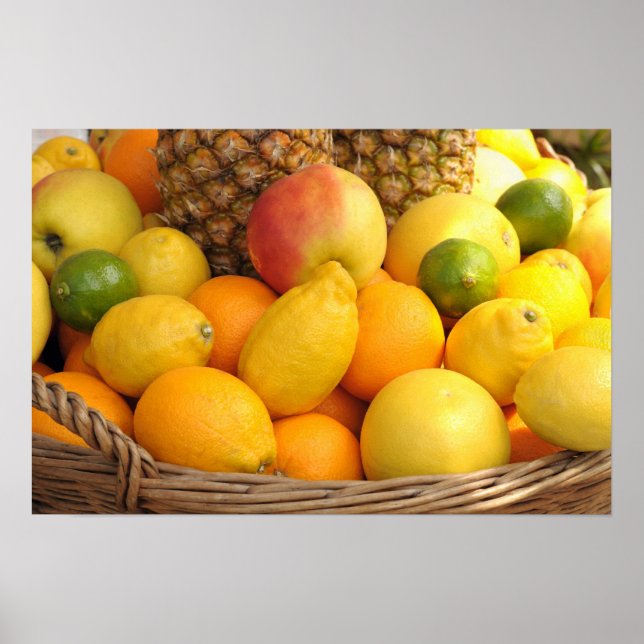 Póster Imagem aproximada de uma cesta com frutas (Frente)