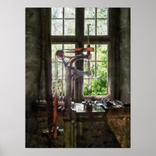 Póster Imprensa de broca pela janela