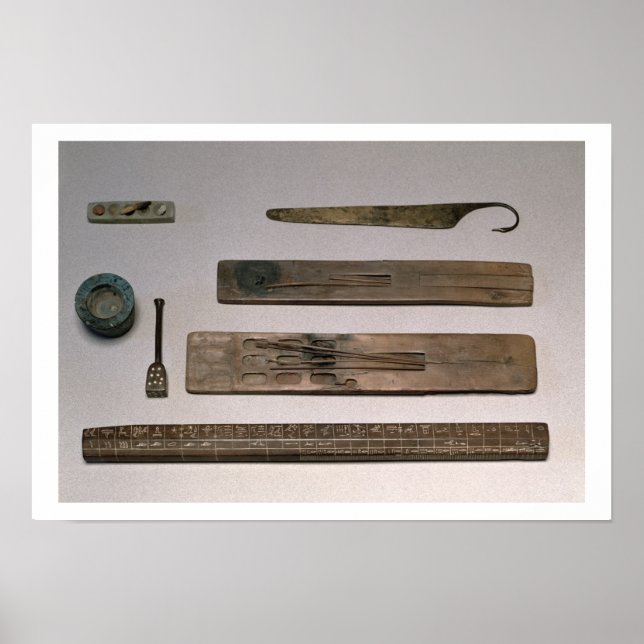 Póster Instrumentos de escriba (madeira, marfim, bronze e (Frente)