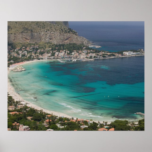 Póster Itália, Sicília, Mondello, Vista da praia de (Frente)