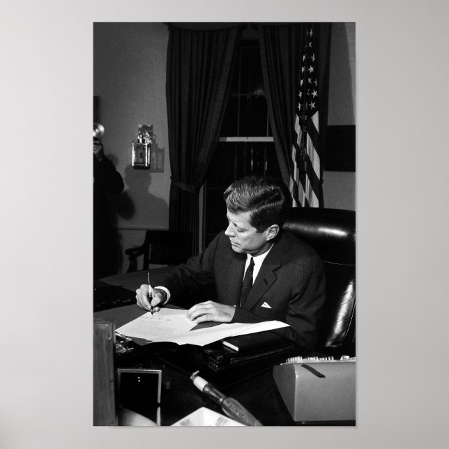 Póster JFK Assinando A Quarentena De Cuba (Frente)