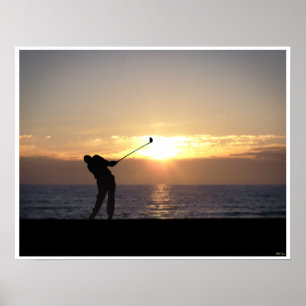 Póster Jogando Golfe No Sunset
