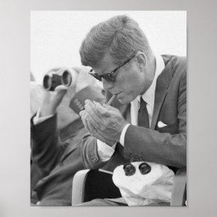 Poster Joihn Kennedy Smoking