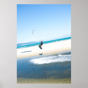 Poster Kitesurfer impulsiona um ar