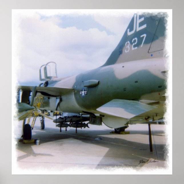 Póster Korat AFB Tailândia 1968 F- 105 A2 (Frente)