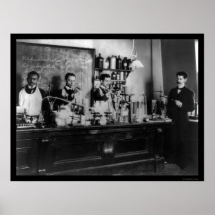 Póster Laboratório farmacêutico na universidade 1900 de