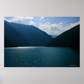 Poster Lago de reservatório de água no Montenegro