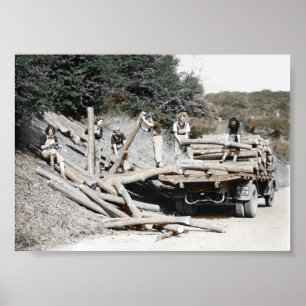Poster Land Girls Hauling Logs WWII