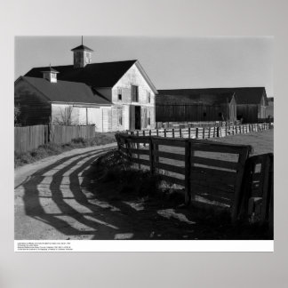Póster Large Barn and Road, março de 1962