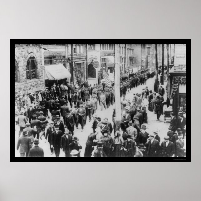 Póster Latrobe, Parada de Mineiros em Greve de PA, 1912 (Frente)