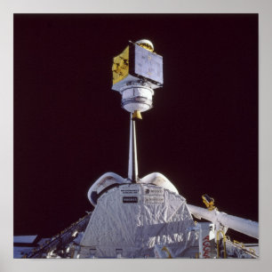 Póster Libertação do satélite SATCOM KU-2 da Atlantis