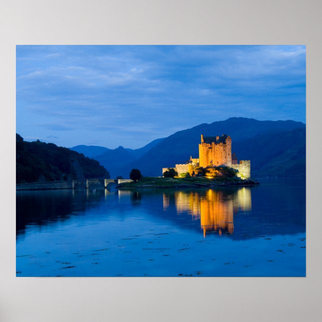 Poster Lindo Castelo Eileen Donan no Dornie Ocidental (Frente)