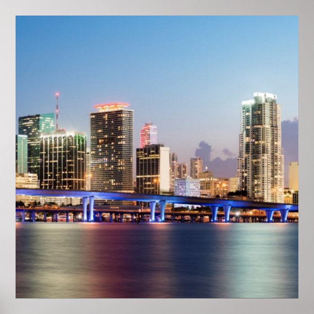 Poster Linha do horizonte iluminada do centro Miami ao an (Frente)