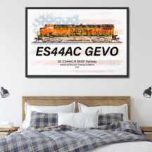 Locomotiva GE ES44AC GEVO e bandeira americana