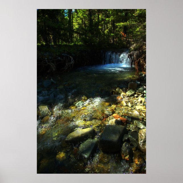 Póster Luz do sol e cascata (Frente)