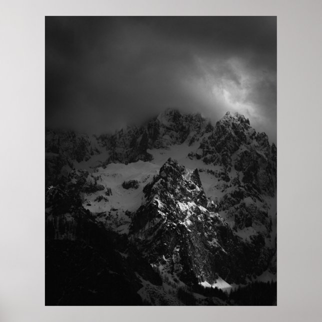 Poster Luz e escuridão nas montanhas (Frente)