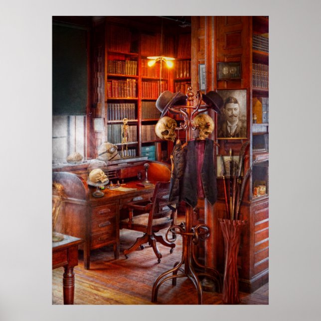 Póster Macabro - No estudo dos Caçadores de Cabeças (Frente)