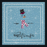 Póster Magic and Wonder Christmas Snowman Blue ID440<br><div class="desc">Belo e minimalista design de poster de final brilhante de Natal, com um estilizado boneco de neve, enquadrado em branco sobre um cadete azul espalhado por flocos de neve e estrelas. A tipografia de tendências de 'Magic and Wonder' completa a design. Adicione um nome para personalizar, se preferido. Procure ID440...</div>