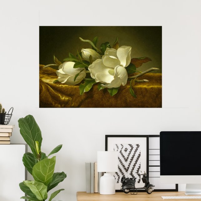 Poster Magnolias on Gold Velvet Cloth by MJ Heade (Escritório em casa)