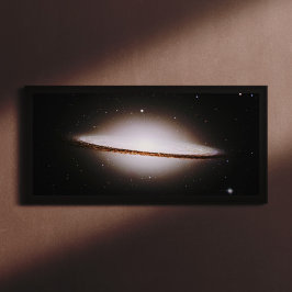 Poster Majesttic Sombrero Galaxy Hubble Telescope 2004