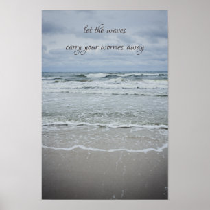 Poster Mar com ondas majestosas sob céus tempestuosos