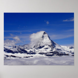 Póster Matterhorn em um mar de nuvens na Suíça