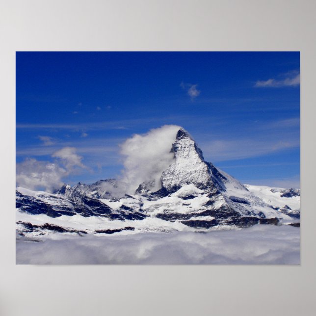 Póster Matterhorn em um mar de nuvens na Suíça (Frente)