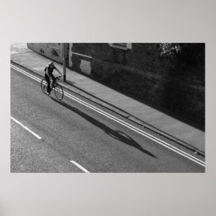 Poster Menina em uma bicicleta BW