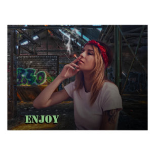 Póster Menina gostando de fumaça