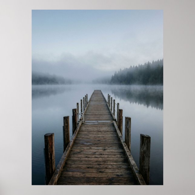Poster Misty Lake Wooden Pier Calm View (Frente)
