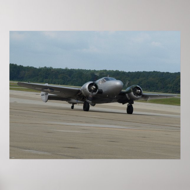 Póster Modelo 18/UC-45 Expeditor da Beechcraft. (Frente)