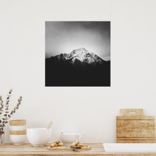 Poster Montanha nevada preta e branca