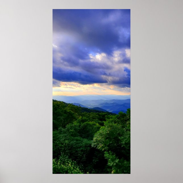 Poster Montanhas Cloudy Blue Ridge (Frente)