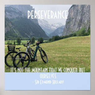 Poster Montanhas de Perseverança e Motivação de Ciclismo