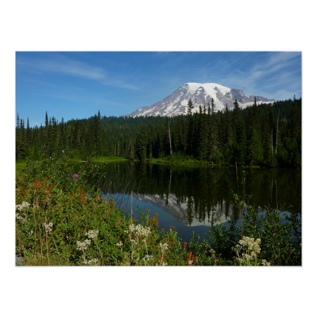 Póster Monte Rainier Lake Refletido com flores selvagens (Frente)