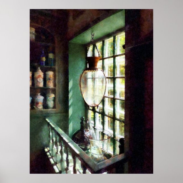 Póster Morteiro de Vidro e Pestle no Windowsill (Frente)