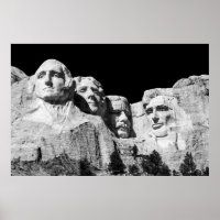 MT. RUSHMORE DURANTE O DIA