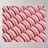 Muitas filas com macarões cor-de-rosa