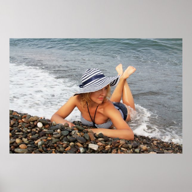 Poster Mulher loira na praia (Frente)
