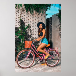 Poster Mulher na moda na Bicicleta Rosa, Arte de Aventura
