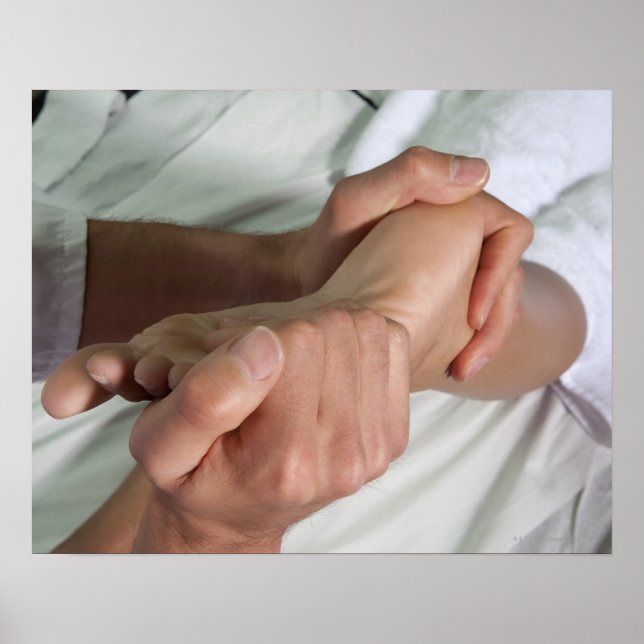 Póster Mulher que recebeu massagem no pé 2 (Frente)