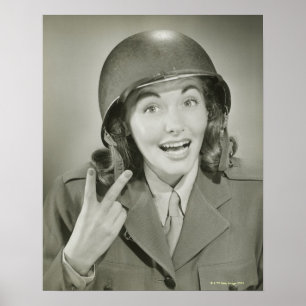 Póster Mulher que veste um capacete do exército