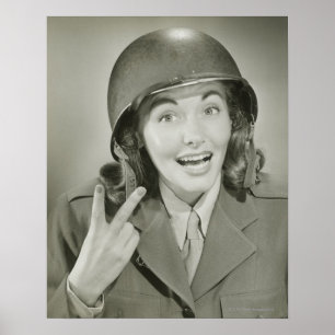 Póster Mulher que veste um capacete do exército