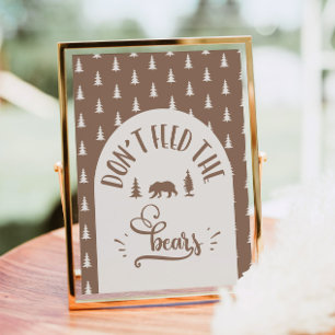 Poster Não alimente os ursos Um Feliz Aniversário