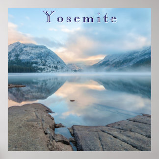 Poster Nascer do sol no lago Tenaya em Yosemite