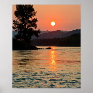Póster Nascer do sol sobre o rio de Katun