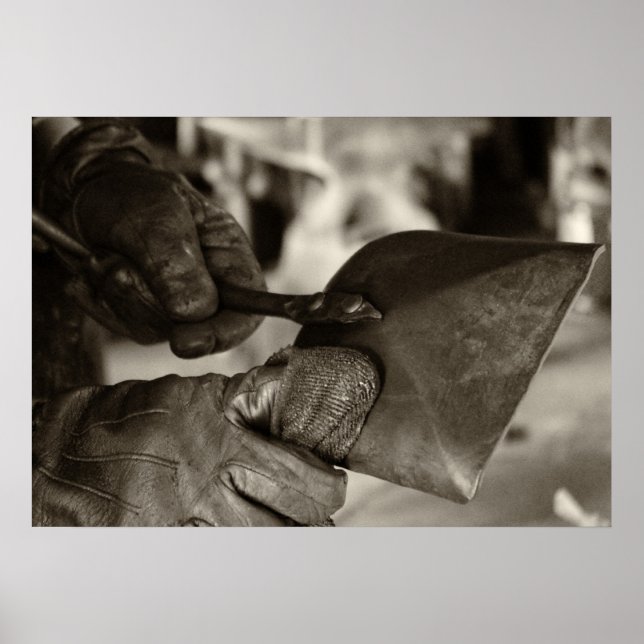 Poster Nascimento da pá de cinzas (Frente)