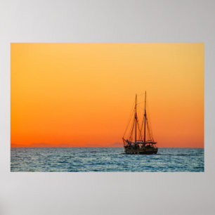 Poster Navegação de barco no Mediterrâneo em Sunset
