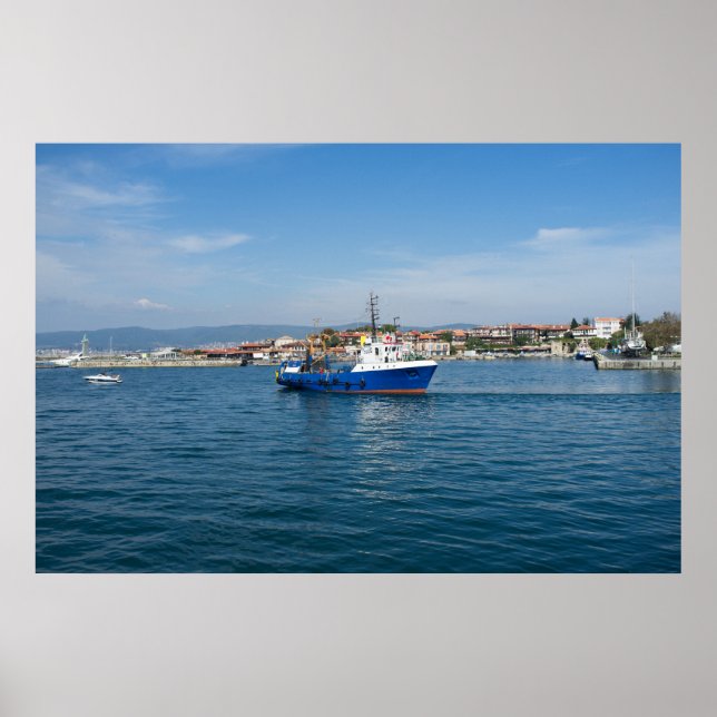 Póster Navio de pesca que vai para o mar (Frente)